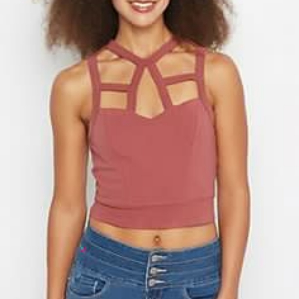Rue21 Cage Crop Top in Maroon